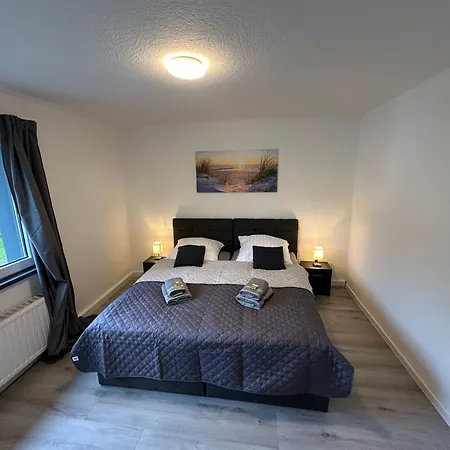 Moderne Ferienwohnung Fuer 4-5 Personen Mitten In Herten*Netflix*Nespresso Herten  Exterior photo